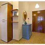 아파트 Casa Gorgone, Seafront Flat!
