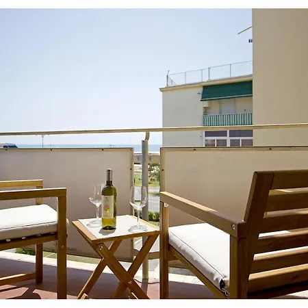아파트 Casa Gorgone, Seafront Flat! *