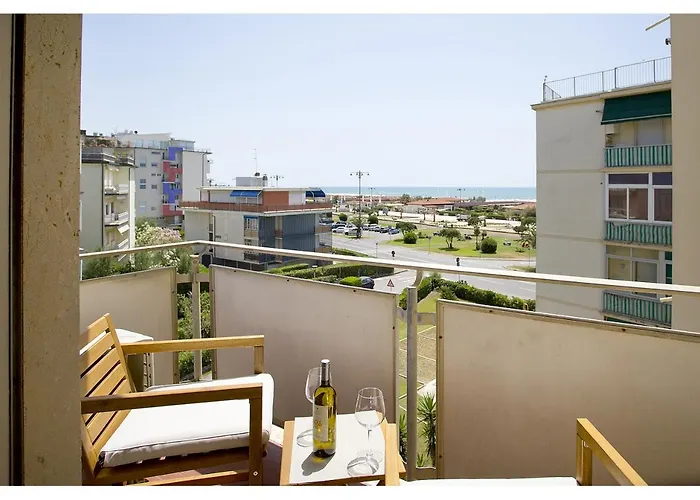 Apartman Casa Gorgone, Seafront Flat!