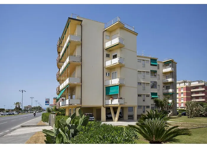 Casa Gorgone, Seafront Flat! Apartman *